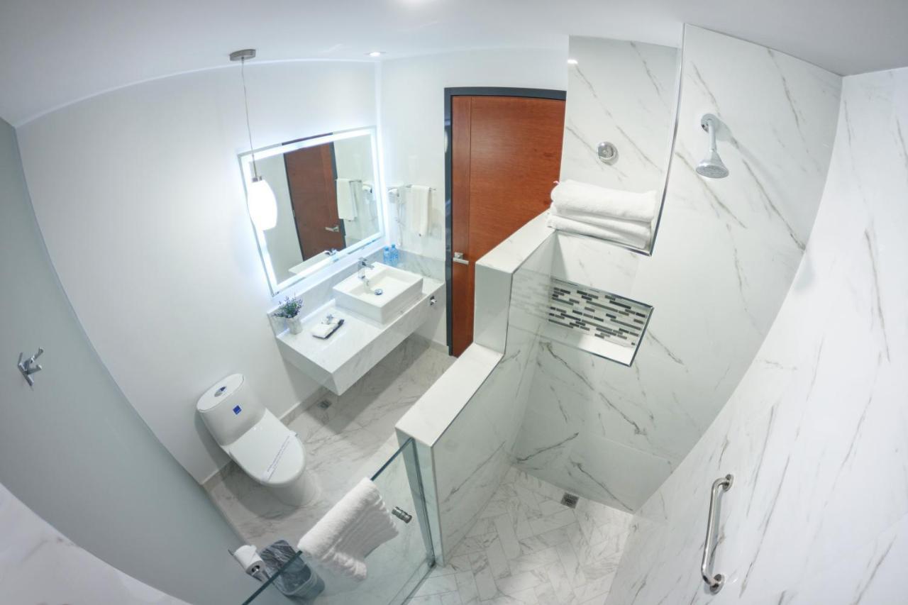 Hotel Fray Select Tepic Bagian luar foto