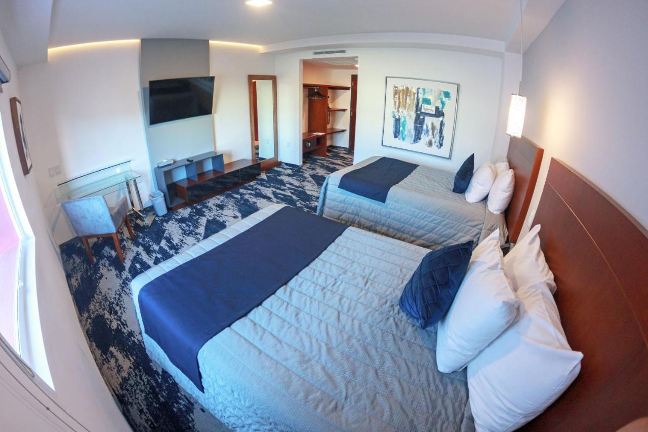 Hotel Fray Select Tepic Bagian luar foto